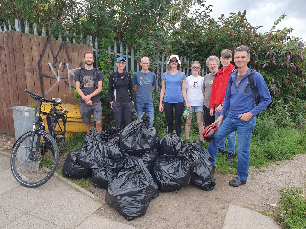 Aberdeen Cycle Forum members beside 20 bags of rubbish.